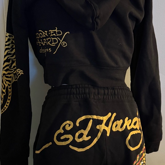 Ed Hardy Black Hoodie and Joggers with Tiger and Rose Size L - Picture 2 of 4